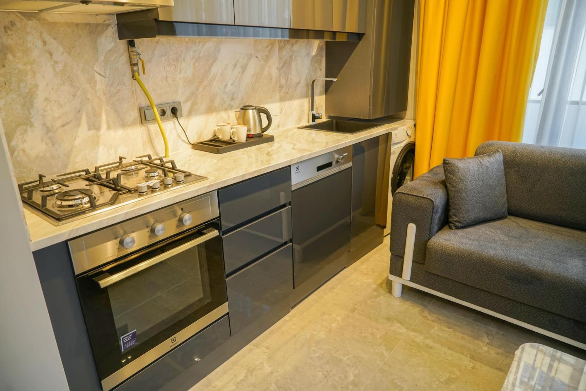 Aparthotel Four Views & Istanbul